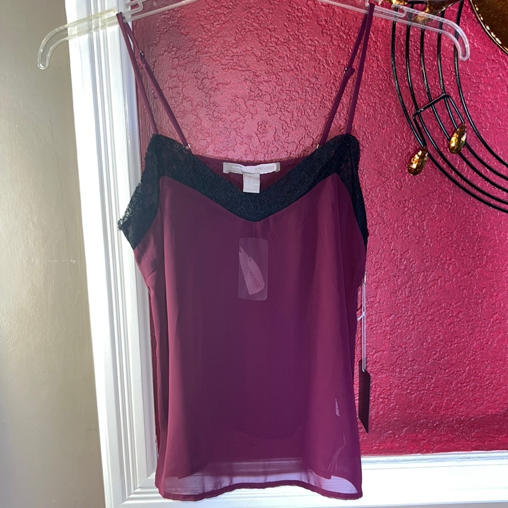 FOREVER 21 Sheer crop Top with lace Size XS NEW WITH TAGS!